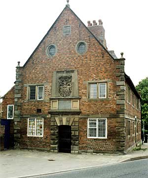 The old schoolhouse at Bunny (photo: A. Nicholson, 2003). 