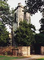 The church of St John the Baptist, Colwick, is now a roofless ruin (A. Nicholson ©2002).