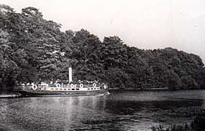 Steamer at Colwick, 1904.