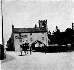 PUBLIC HOUSE, DUNHAM. ENGLAND, 1923