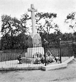 MONUMENT TO WORLD WAR VETERANS, DUNHAM, 1923, ENGLAND