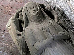 14th century effigy of a lady. 