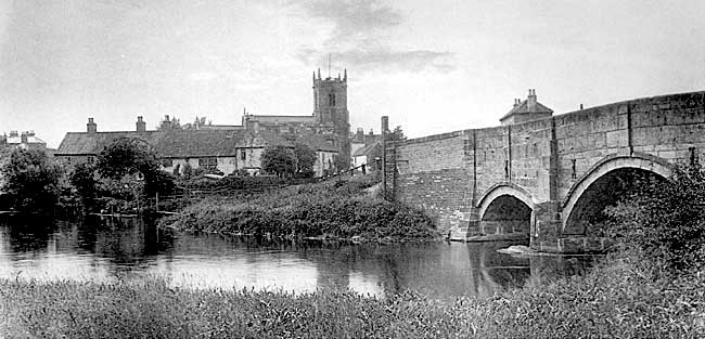 Mattersey village and bridge over the River Idle.