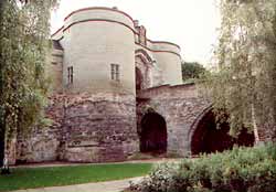 The heavily restored gatehouse to Nottingham Castle (A Nicholson, 2000).