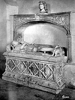 Tomb of Radulphus Sacheverell (1539), Radcliffe-on-Soar.