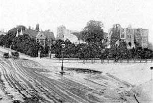 Newark Castle and the Great Cross Roads (The Fossway is seen to left of the picture, the Great North Road to right).