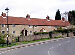 Row of cottages in Papplewick (photo: A Nicholson, 2005).